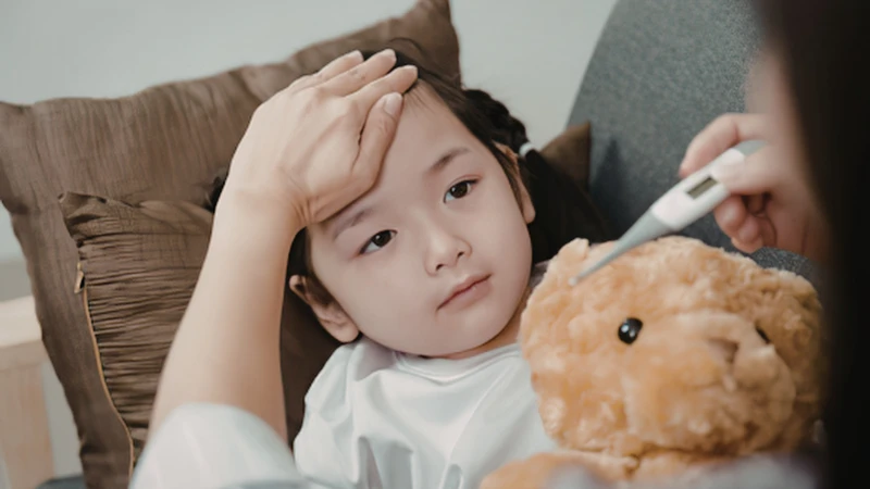 Đo nhiệt độ đúng giúp đánh giá sức khỏe của bé chính xác hơn