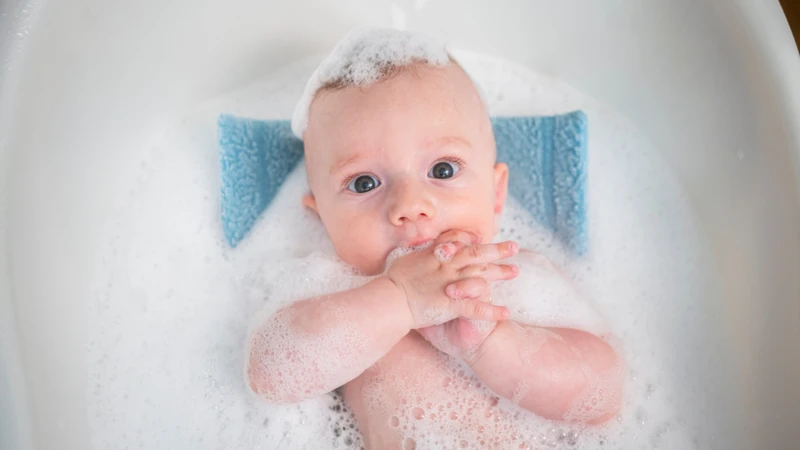Nhiệt độ nước tắm cho trẻ sơ sinh bao nhiêu là an toàn?1
