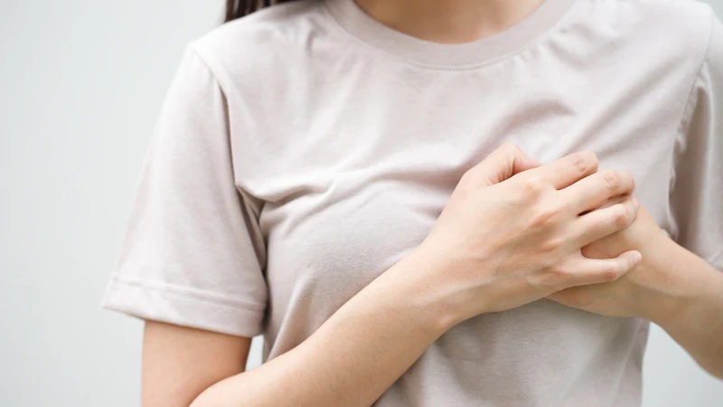 Các dạng PSVT thường gặp: AVNRT, AVRT và nhịp nhanh nhĩ (AT).