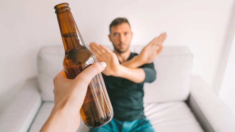 Chế độ ăn mềm giúp chăm sóc vết nhổ răng khôn tốt hơn