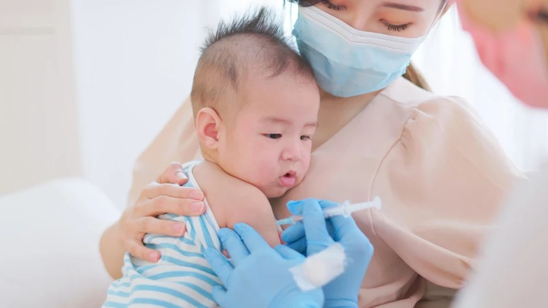 Nhỏ Rota và tiêm phế cầu bao nhiêu tiền? Lưu ý gì tiêm? 5