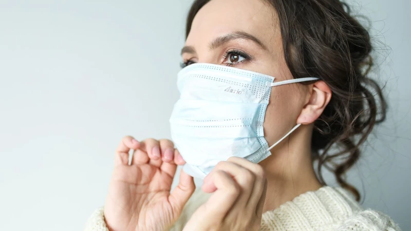 Những cách trị mụn nội tiết ở cằm​ đơn giản, dễ thực hiện 2