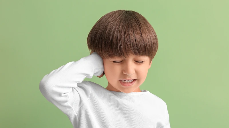 Những nguyên nhân và cách xử lý khi trẻ bị đau tai 2
