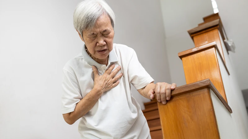 Những triệu chứng lao phổi giai đoạn đầu mà bạn nên biết 2