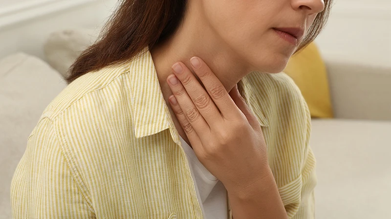 Nổi hạch ở cổ bên trái là gì? Nguyên nhân và cách xử lý 4
