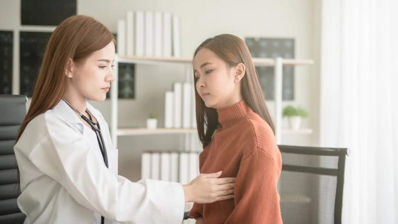 Thăm khám sớm giúp xác định nguyên nhân chính xác và xử trí kịp thời các bất thường ở vùng vú