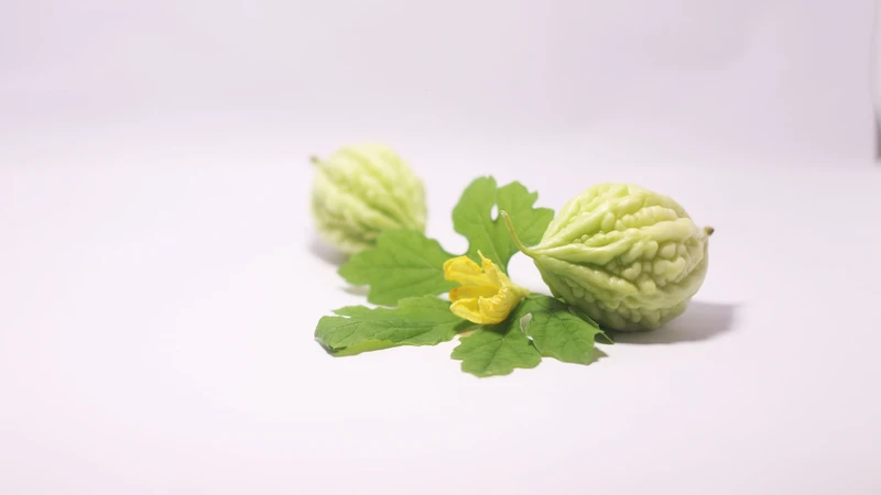Uống nước mướp đắng thường xuyên có tốt không?