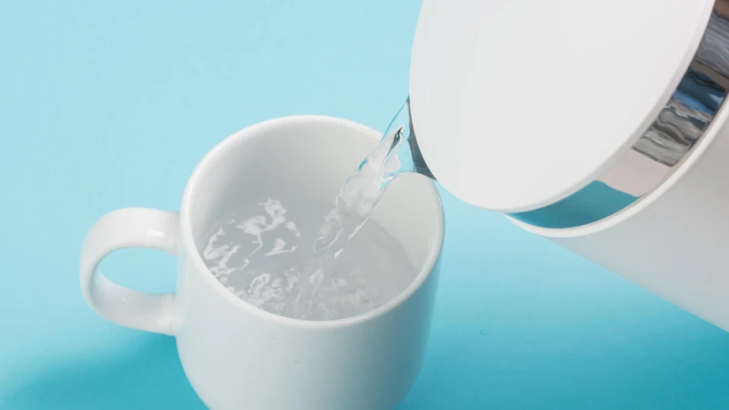 Đun sôi nước trước khi uống để diệt vi khuẩn