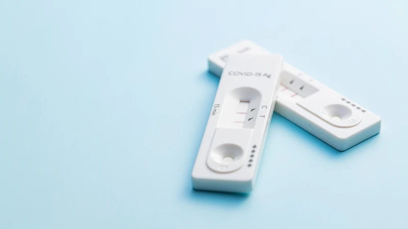 Nuốt nước bọt đau họng có phải Covid-19 hay không? 4