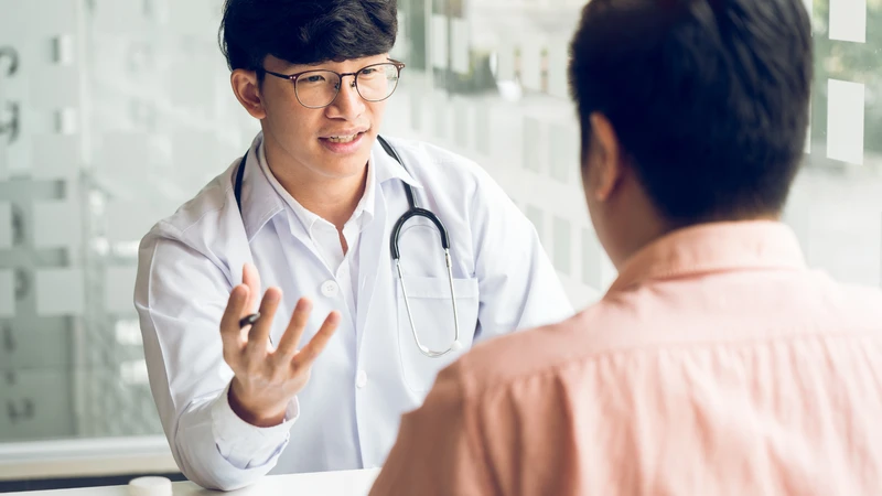 Người bệnh nên đến cơ sở y tế nếu các triệu chứng kéo dài hoặc có dấu hiệu bất thường