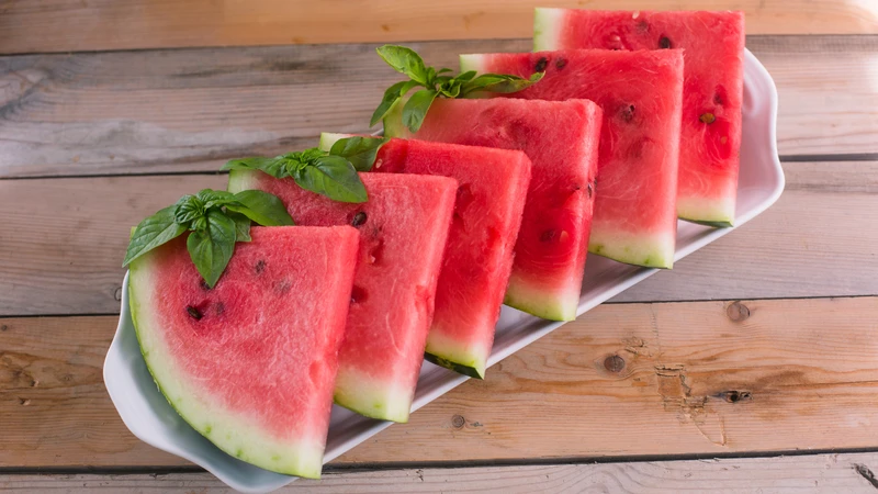 Ở cữ có được ăn dưa hấu không? Đây là câu hỏi nhiều mẹ sau sinh quan tâm