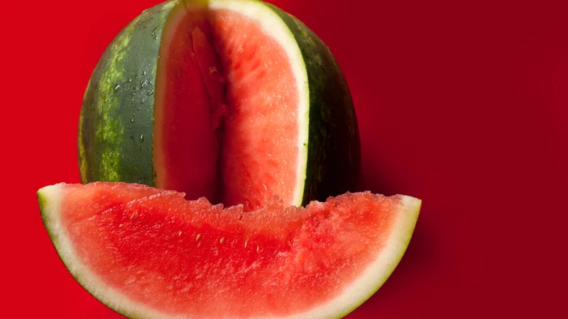 Khi sử dụng đúng cách, đúng thời điểm, dưa hấu có thể giúp bổ sung nước, cung cấp vitamin và hỗ trợ cơ thể giảm mệt mỏi
