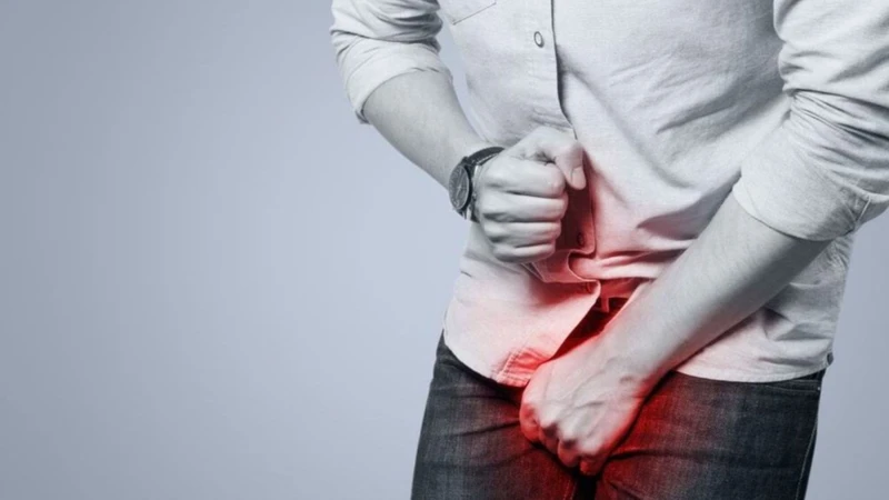 Tiểu khó là một trong các dấu hiệu cảnh báo phì đại tuyến tiền liệt