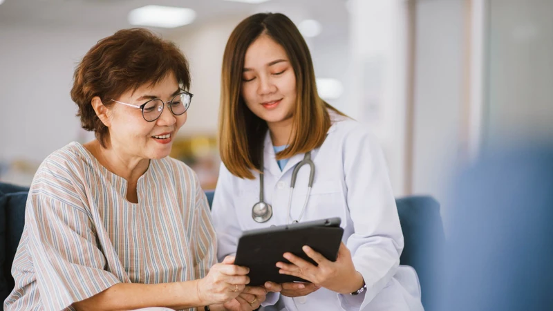 Phụ nữ bao nhiêu tuổi thì hết kinh nguyệt? Những dấu hiệu mãn kinh bạn cần nhận biết 2
