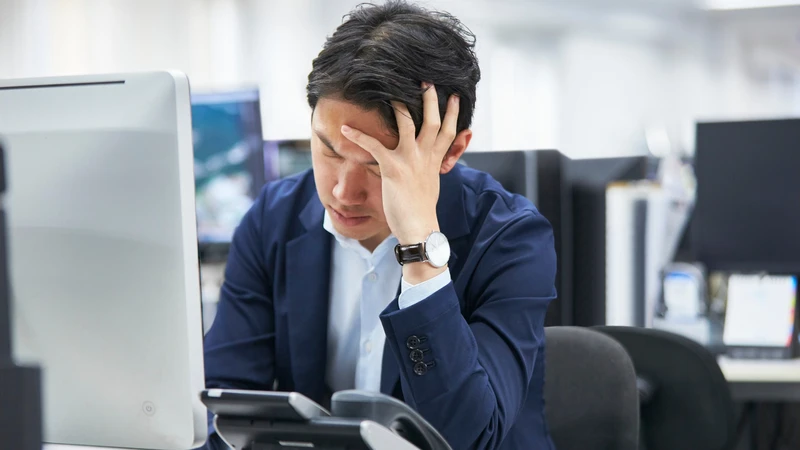 Căng thẳng và áp lực cuộc sống kéo dài có thể khiến nam giới khó đạt cực khoái khi quan hệ