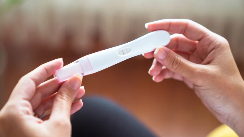 Quan hệ gần ngày kinh nguyệt có bị chậm kinh không? Những lưu ý cần biết 3