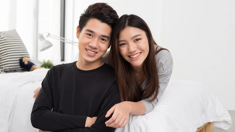 Sự gần gũi về thể xác giúp củng cố mối liên kết tình cảm giữa các cặp đôi