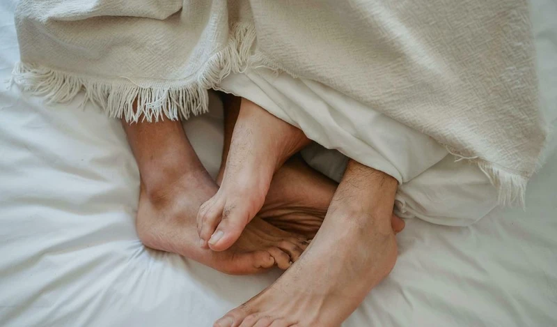 Quan hệ với người nhiễm HIV bao lâu thì bị nhiễm bệnh? 1