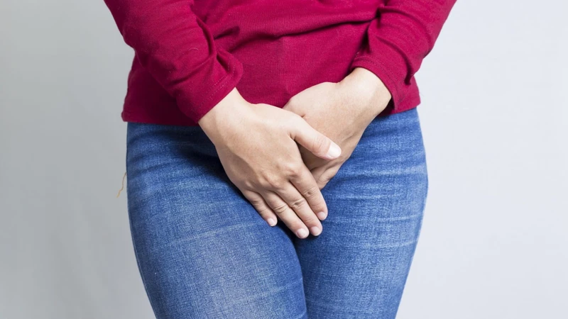 Ra khí hư màu nâu lẫn máu: Nguyên nhân, dấu hiệu cảnh báo và cách xử lý an toàn 2