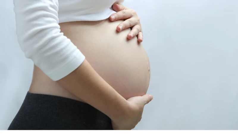Ra nhiều khí hư loãng như nước khi mang thai: Nguyên nhân và cách xử lý 1