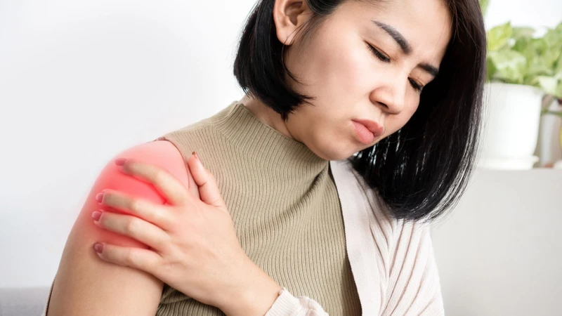 Rách cơ chóp xoay vai sẽ vô cùng nguy hiểm nếu không được phát hiện và điều trị sớm