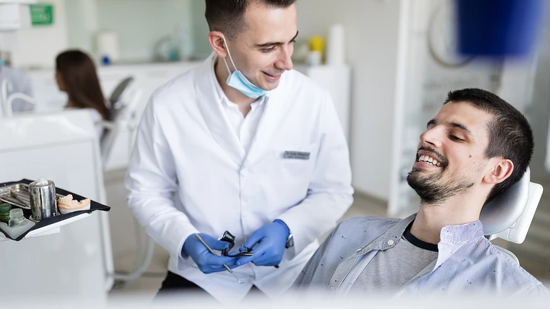 Răng khôn mọc lệch chéo và các nguy cơ sức khỏe răng miệng