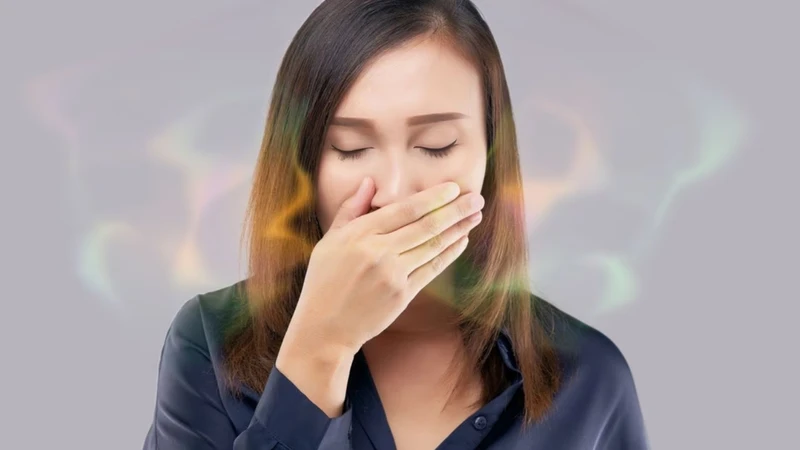 Răng khôn mọc ngang gây hôi miệng nếu không được xử lý triệt để