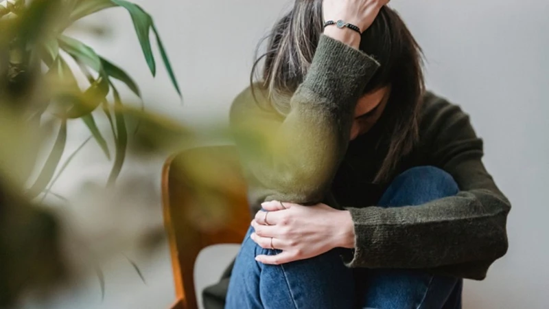 Người mắc rối loạn lo âu lan tỏa thường trải qua cảm giác lo lắng quá mức kéo dài và khó kiểm soát