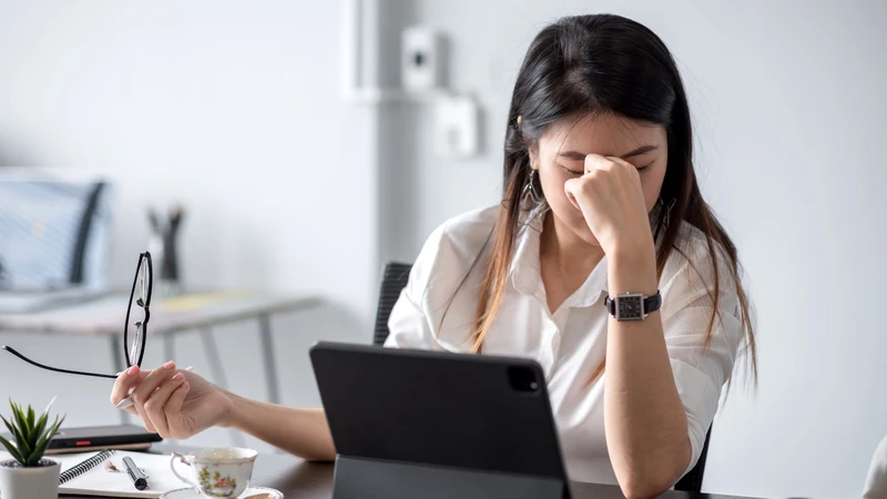 Khả năng ghi nhớ kém và hay thực hiện sai yêu cầu có thể là dấu hiệu rối loạn ngôn ngữ cần lưu ý