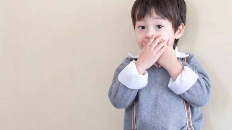 Rối loạn ngôn ngữ ở trẻ khiến trẻ hiểu kém hoặc khó diễn đạt suy nghĩ, ảnh hưởng học tập và mối quan hệ xung quanh