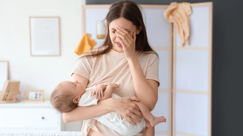 Phụ nữ sau sinh có nguy cơ cao bị rụng tóc