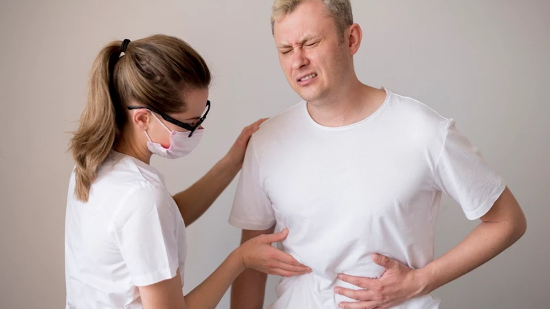 Để giảm nguy cơ ngứa tái diễn và bảo vệ chức năng gan lâu dài, người bệnh cần tuân thủ điều trị
