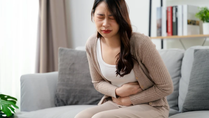 Chị em nên thăm khám nếu rong kinh kéo dài hoặc có dấu hiệu bất thường