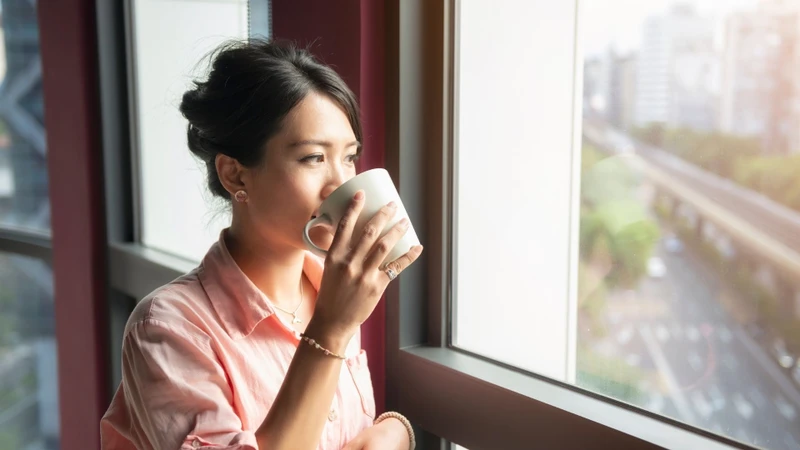 Một số mẹ sau sinh cần thận trọng khi sử dụng cà phê sữa