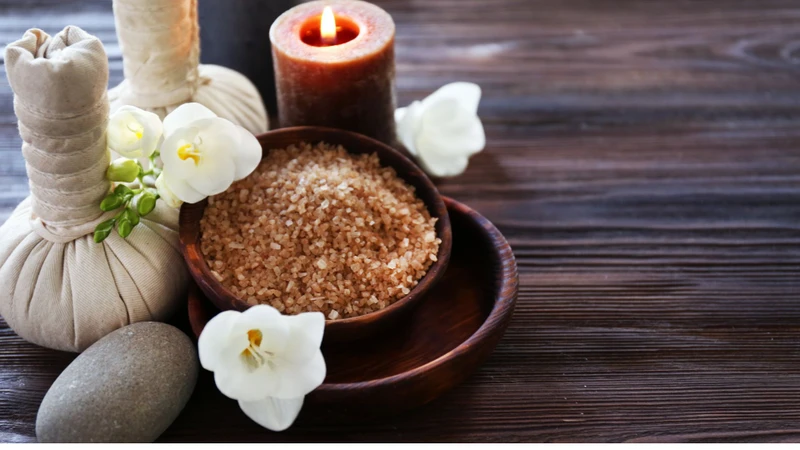 Sau sinh có nên chườm nóng bụng không? Những lưu ý quan trọng cần biết 4