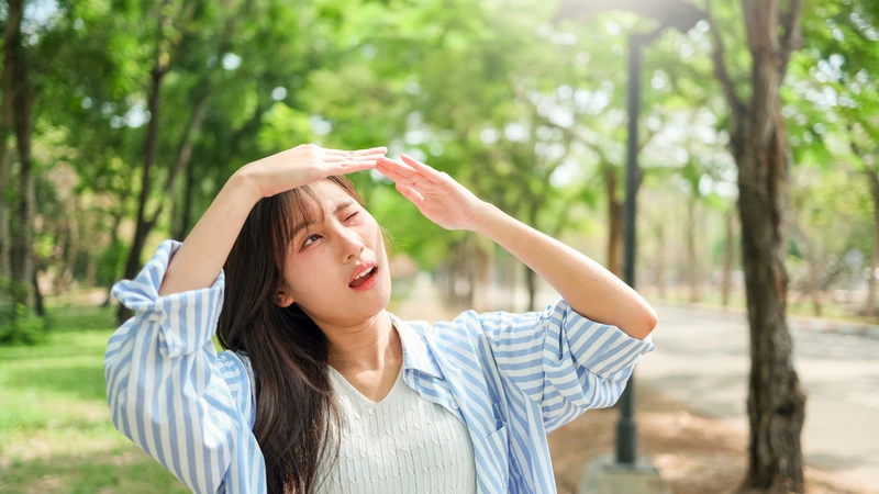 Người làm việc ngoài trời có nguy cơ bị say nắng cao hơn