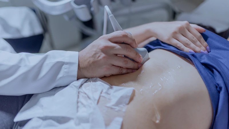 Nên mặc trang phục thoải mái, thuận tiện để thực hiện siêu âm