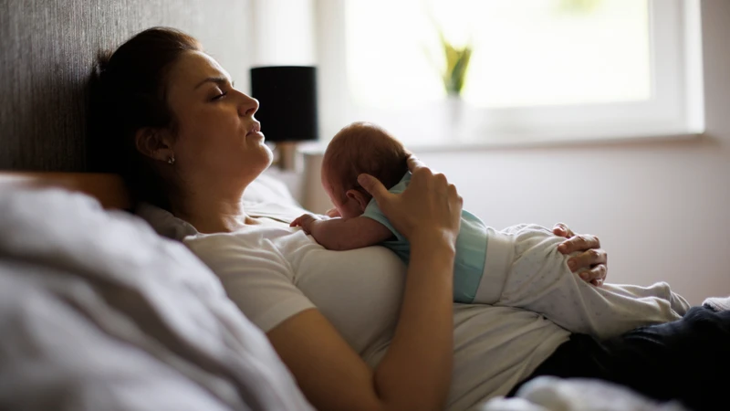Sinh mổ bao lâu thì quan hệ được? Các dấu hiệu cho thấy bạn có thể quan hệ tình dục sau sinh mổ 2