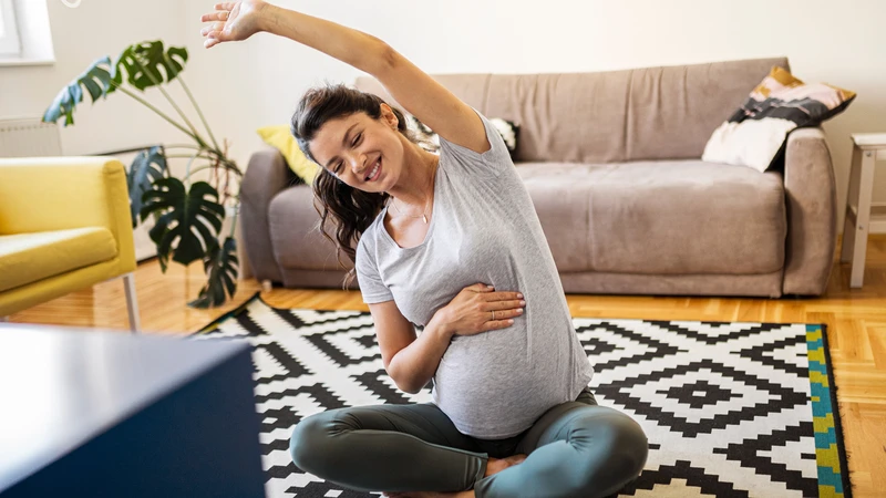 Lựa chọn các bài tập nhẹ nhàng, phù hợp với tình trạng sức khỏe khi mang thai