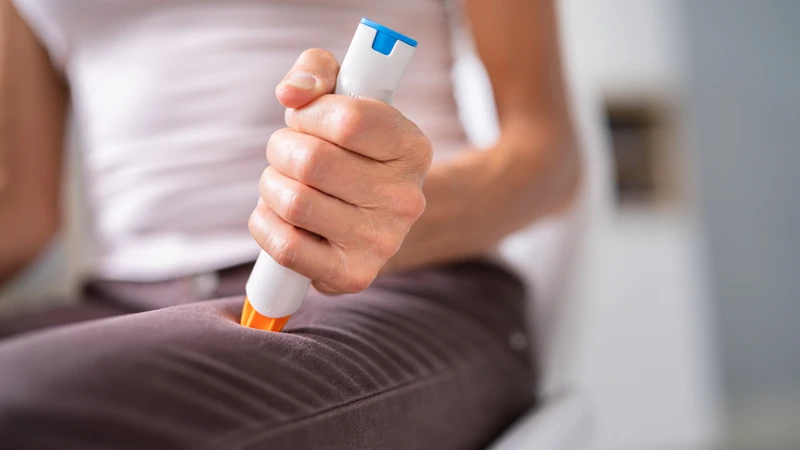 Adrenaline là thuốc bắt buộc và duy nhất cứu sống người bệnh