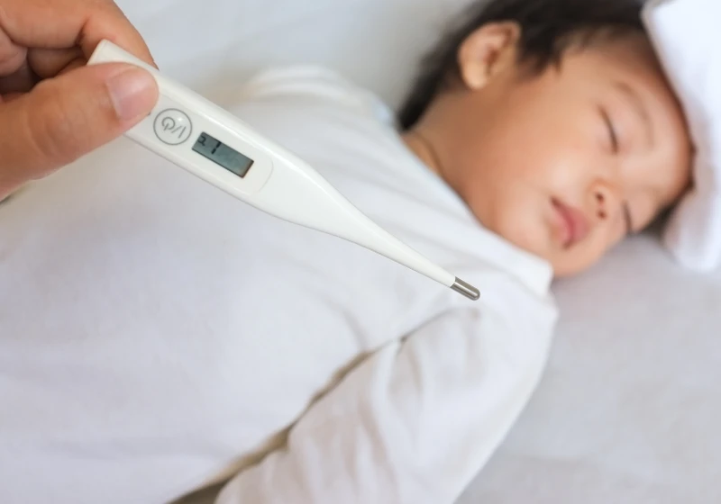 Sốt co giật ở trẻ em – Cách xử trí đúng giúp bảo vệ sức khỏe bé yêu 1