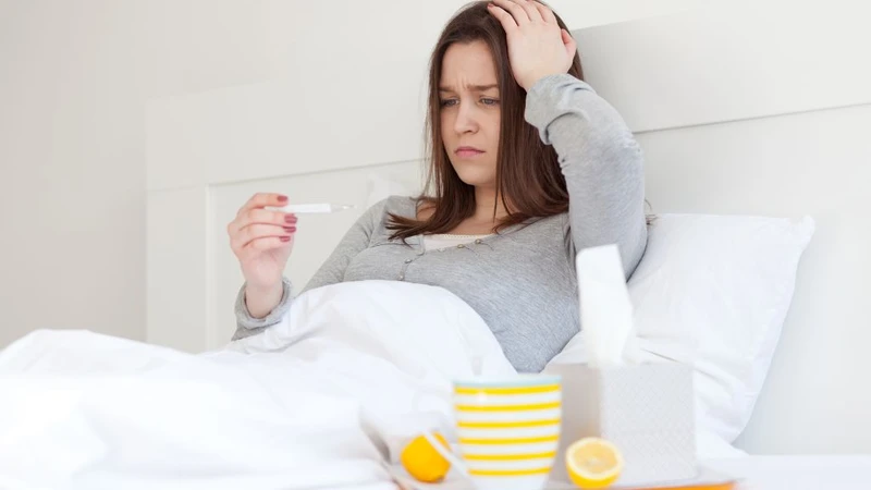 Sốt nóng lạnh có nguy hiểm không? Phòng ngừa ra sao? 1