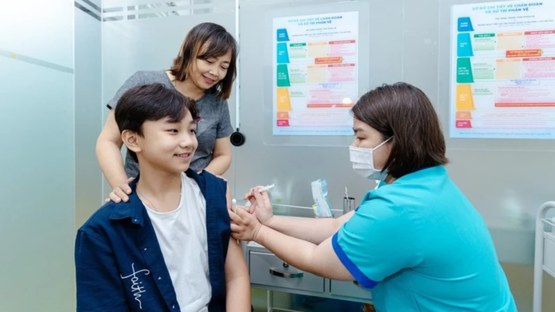 Sốt xuất huyết có dấu hiệu cảnh báo​ là như thế nào? Cách phòng ngừa chúng 5