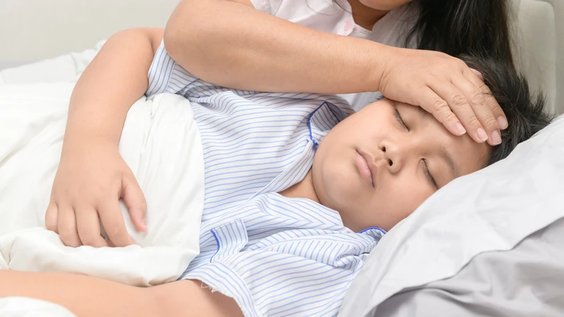 Theo dõi người bệnh sát sao để kịp thời nhận biết các dấu hiệu trở nặng