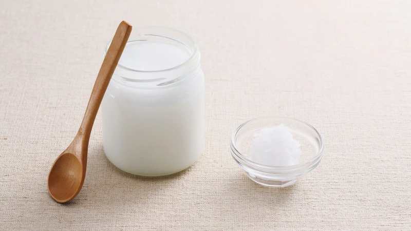 Sữa chua hết hạn có ăn được không?
