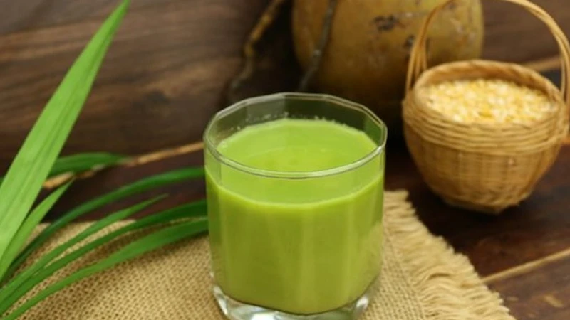 Sữa đậu xanh tự làm tại nhà giúp kiểm soát lượng calo nạp vào