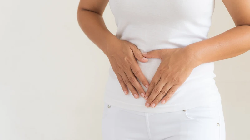 Người có hệ tiêu hóa nhạy cảm nên tránh uống sữa đậu xanh lúc bụng rỗng, dễ đầy hơi