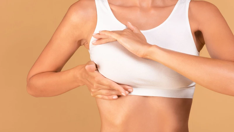 Sữa mẹ loãng và trong trẻ bú có sao không và cách khắc phục? 4