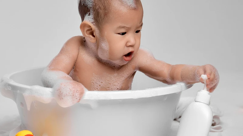 Độ tuổi, tình trạng da và thành phần là cơ sở quan trọng khi chọn sữa tắm