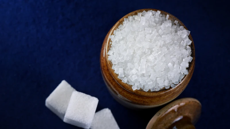 Đường sucrose giúp cung cấp năng lượng cho hoạt động của cơ thể và não bộ